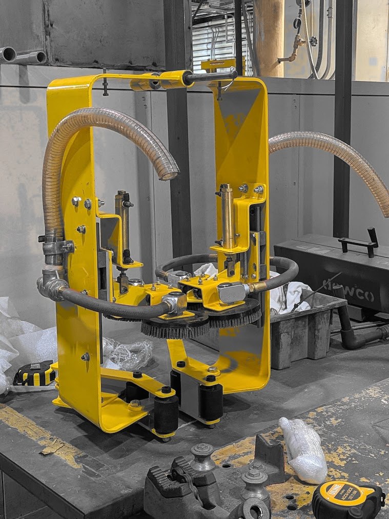 Twin-spindle deburring fixture