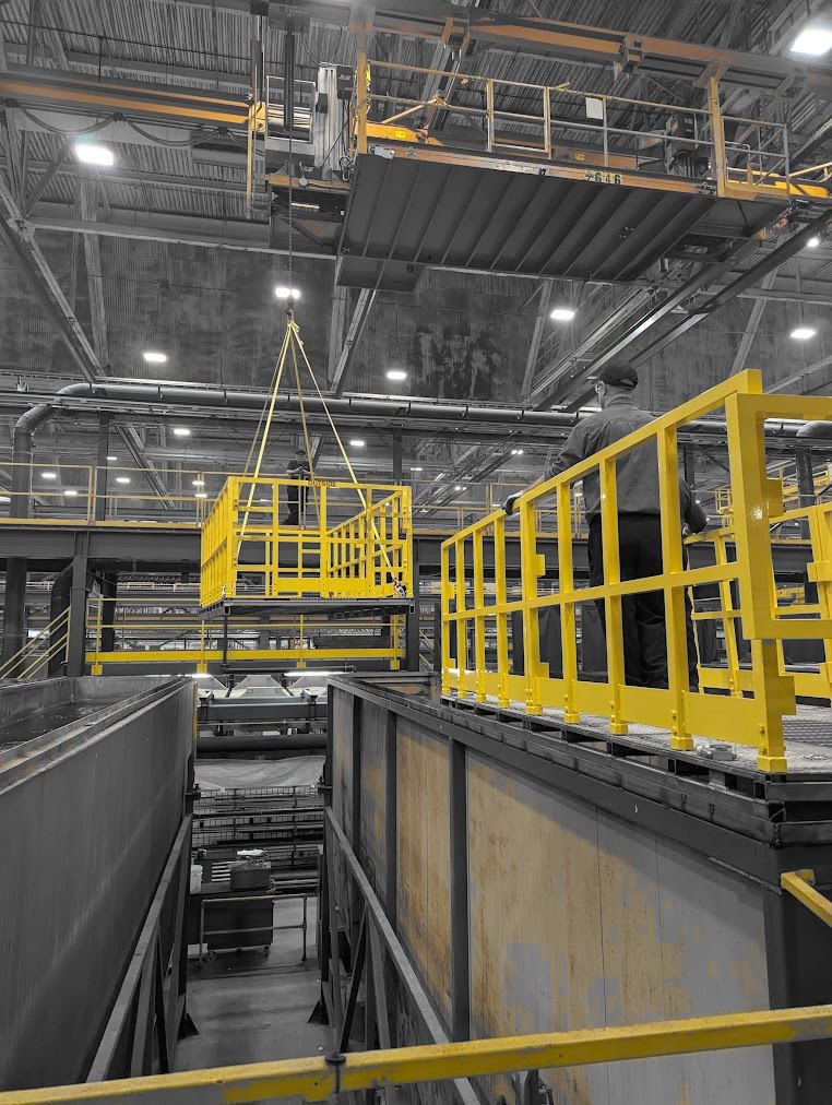 Crane-lifted maintenance basket